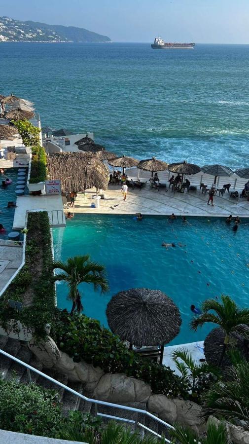 Hotel Torres Gemelas Vista Al Mar A Pie De Playa Akapulko Dış mekan fotoğraf